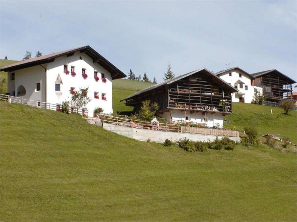Agriturismo Apartments Tuene Ортизеи Экстерьер фото