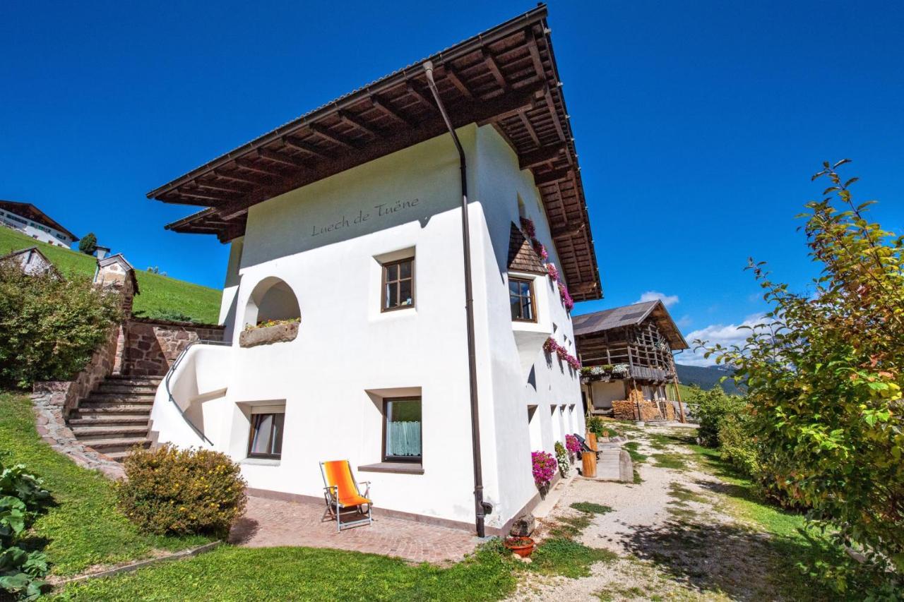 Agriturismo Apartments Tuene Ортизеи Экстерьер фото
