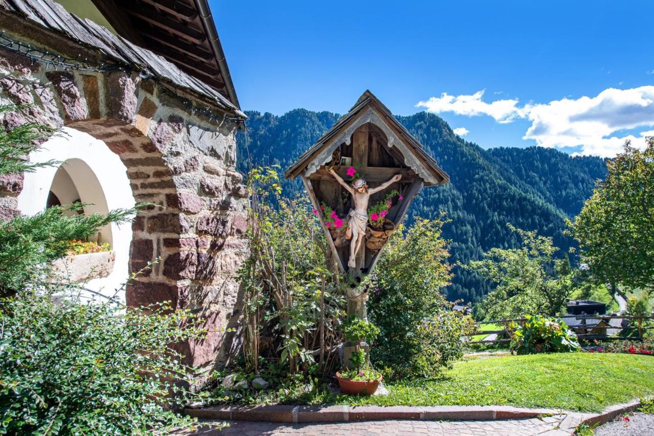Agriturismo Apartments Tuene Ортизеи Экстерьер фото