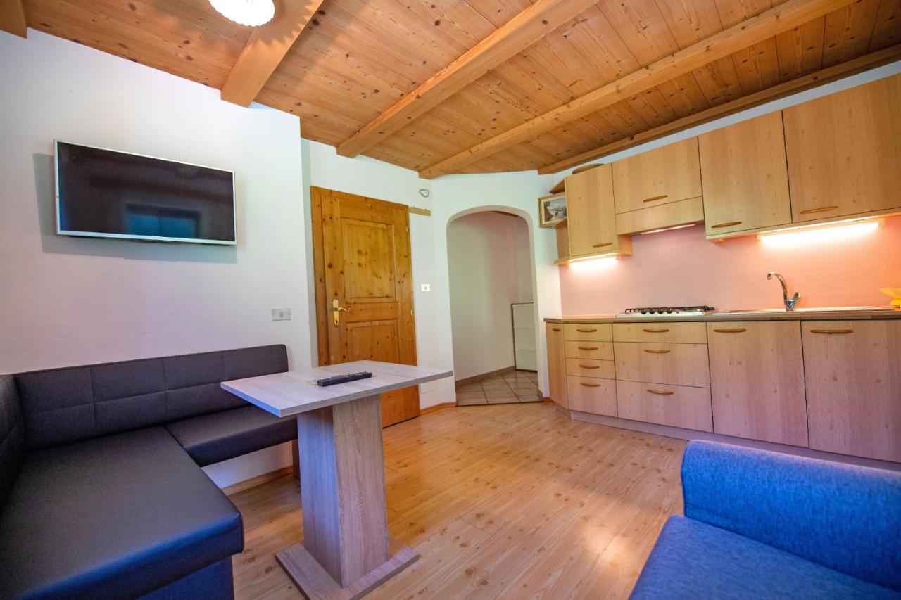 Agriturismo Apartments Tuene Ортизеи Экстерьер фото