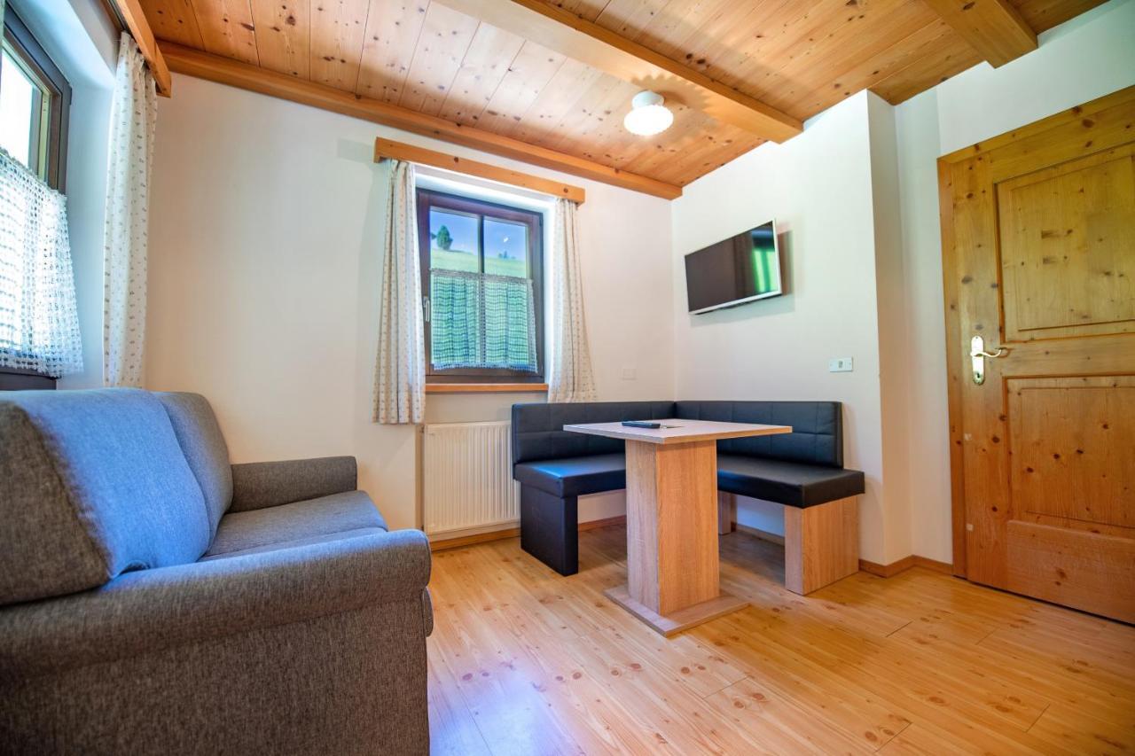 Agriturismo Apartments Tuene Ортизеи Экстерьер фото